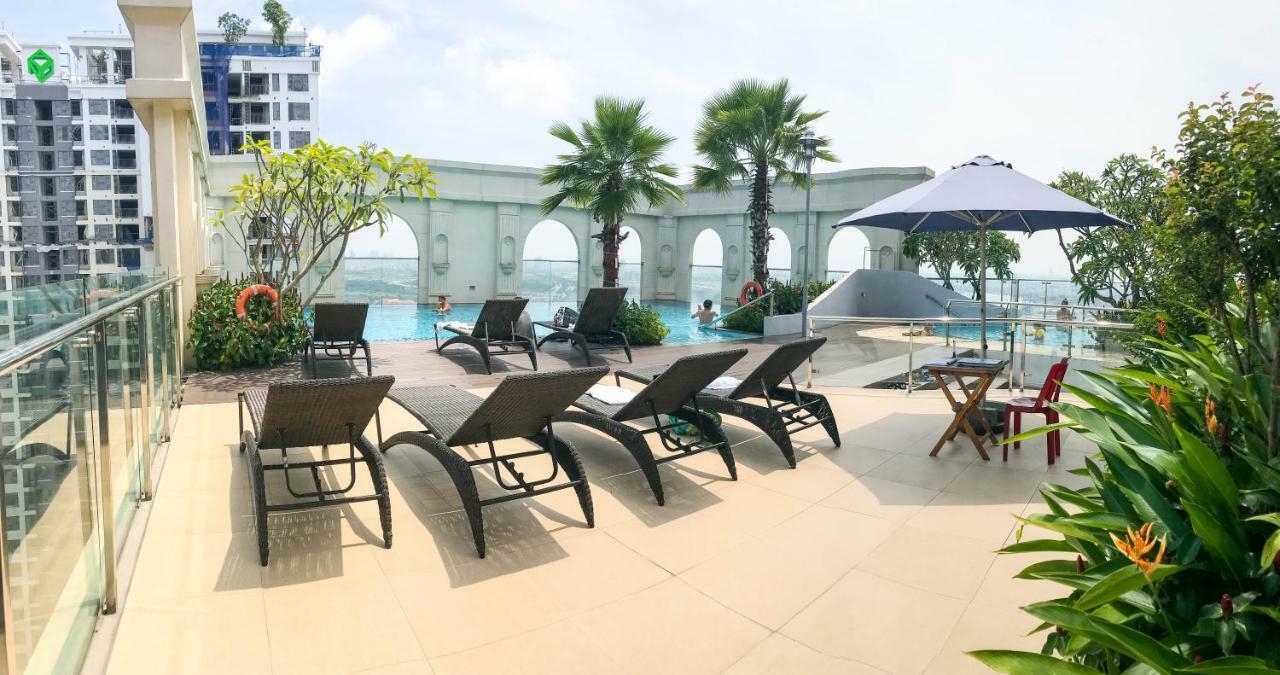 Ami Splendid Rooftop Pool Хошимин Екстериор снимка